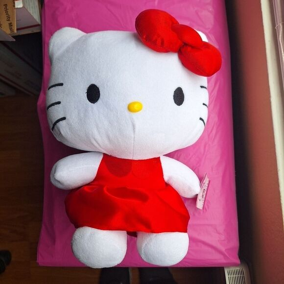 Hello Kitty Red Bow & Dress Stuffed Plush 12" Sanrio NWT & Plastic Basket Gift - Picture 2 of 11
